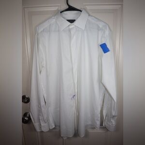 Alfani Men's Regular-Fit Temperature Regulating Solid Dress Shirt SIZE MEDIUM